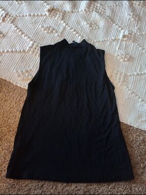 Eileen Fischer Sleeveless Black Mock Neck Top Size XS.